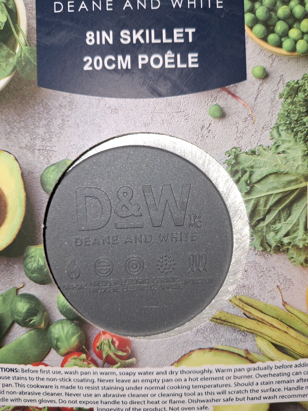 8in Nonstick Skillet in Black Speckled with Wood-Effect Handle - Picture 3 of 3